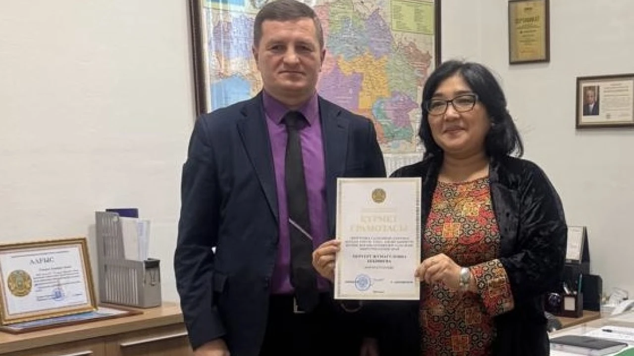 Әкімшілік ғимараттар дирекциясының жұмыскерлері Энергетиктер күнімен марапатталды 